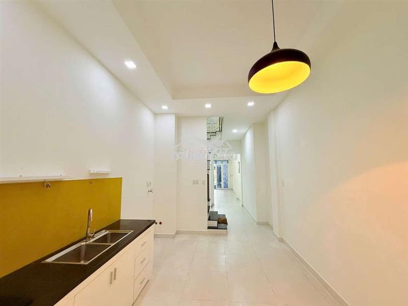 Nhà mới 1 trệt 2 lầu 3,3x20m 3 phòng 4 wc hẻm đường nhiêu tứ