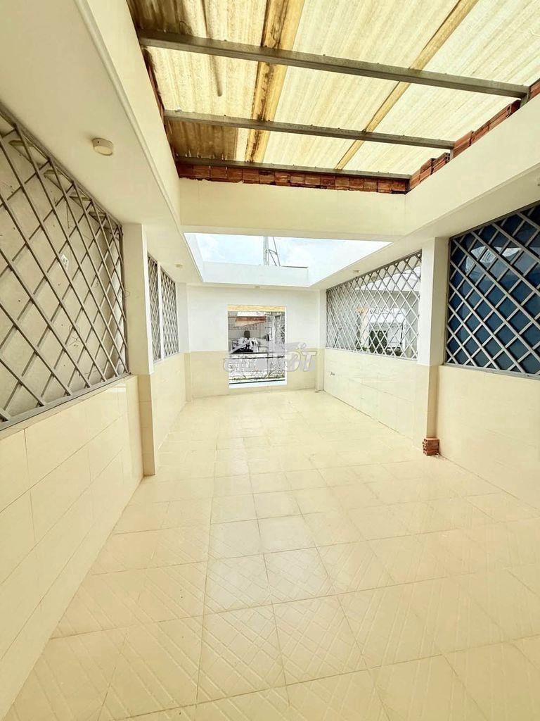 Bán nhà 5 tầng hẻm xe hơi nơ trang long bình thạnh 40m2