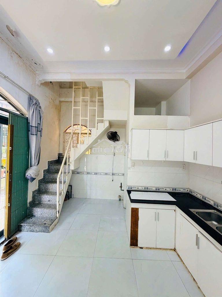 Nguyễn thượng hiền, hxh tới cửa, 3 tầng hoàn công đủ, cách mt 2 căn - Ảnh 3