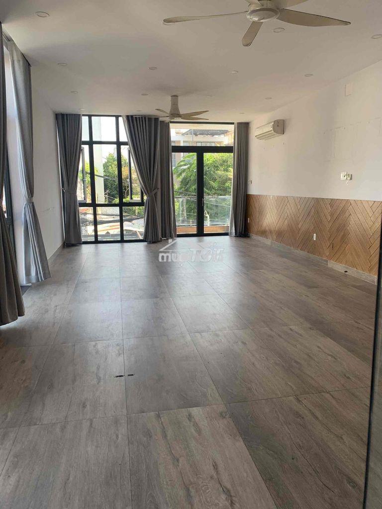 Cho thuê văn phòng 75m² | gần vincom lê văn việt | sàn trống thoáng đẹ - Ảnh 2