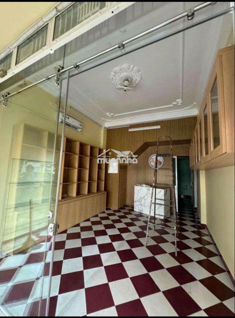 Hẻm xe hơi 3/2, q10. dt: 4x15m, 3 lầu. 6pn, 4wc - Ảnh 2