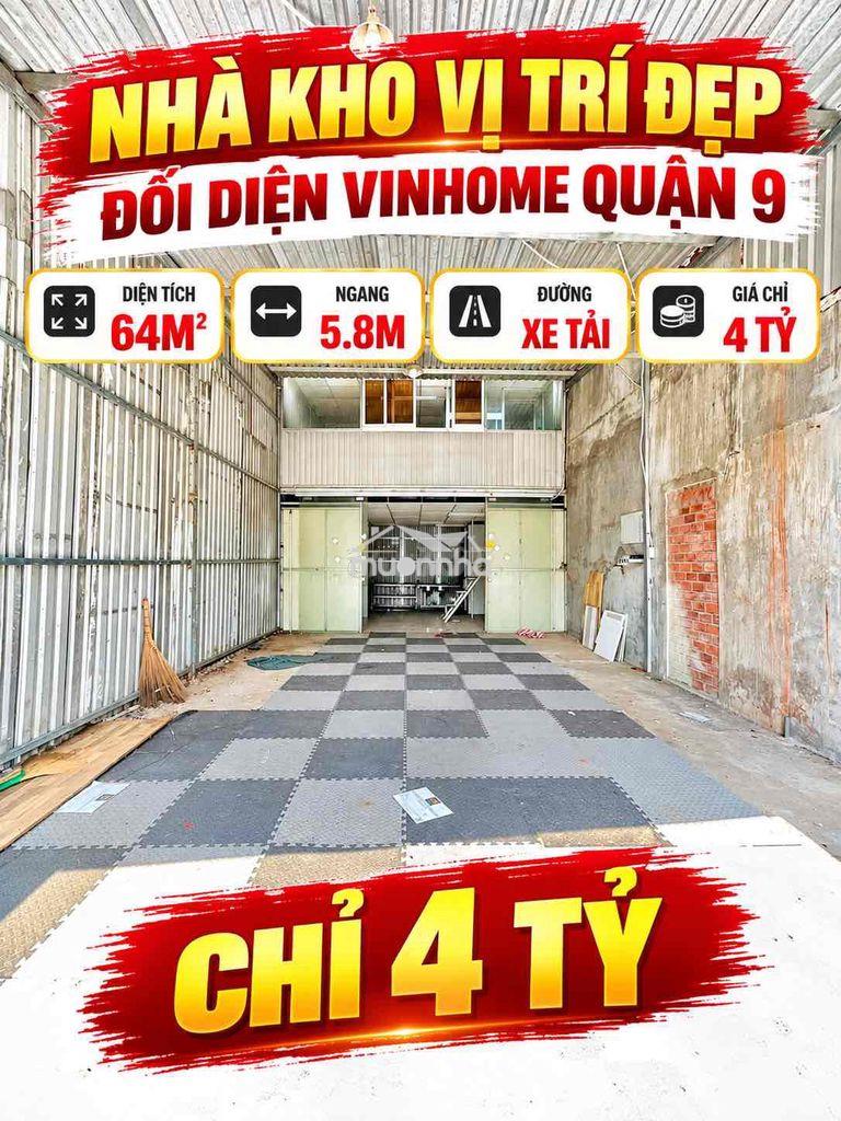 Bán nhà kho vị trí đẹp - đối diện vinhome quận 9 - đường xe tải