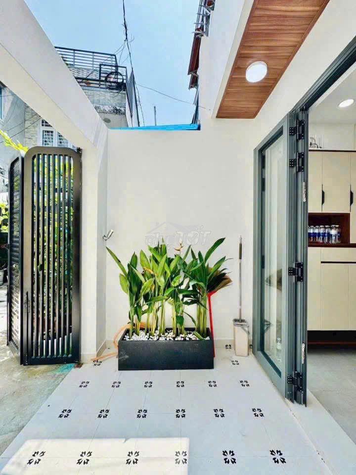 Kẹt tiền bán nhà tân hoà đông, 49m2, 3pn, tặng nội thất, hẻm rộng 5m - Ảnh 2