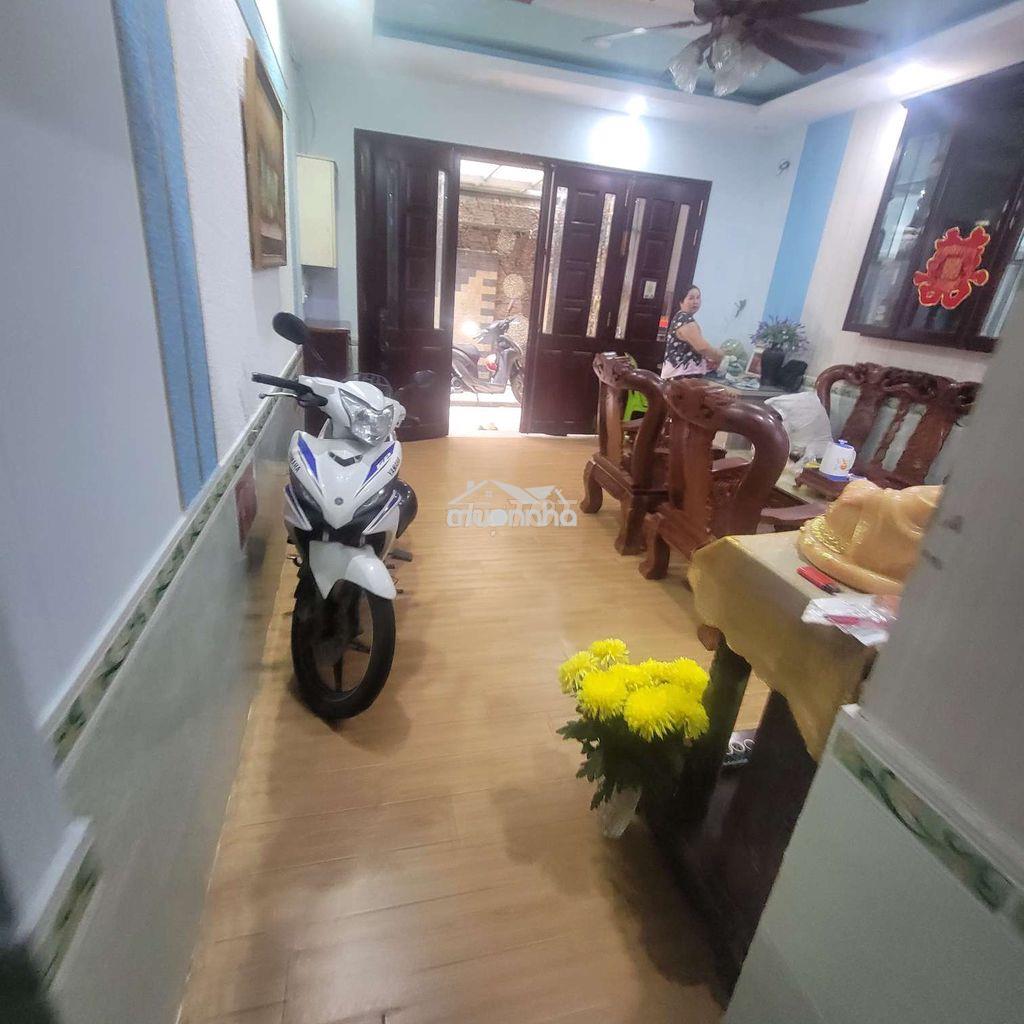 Nhà hẻm 1041 cho thuê - Ảnh 2