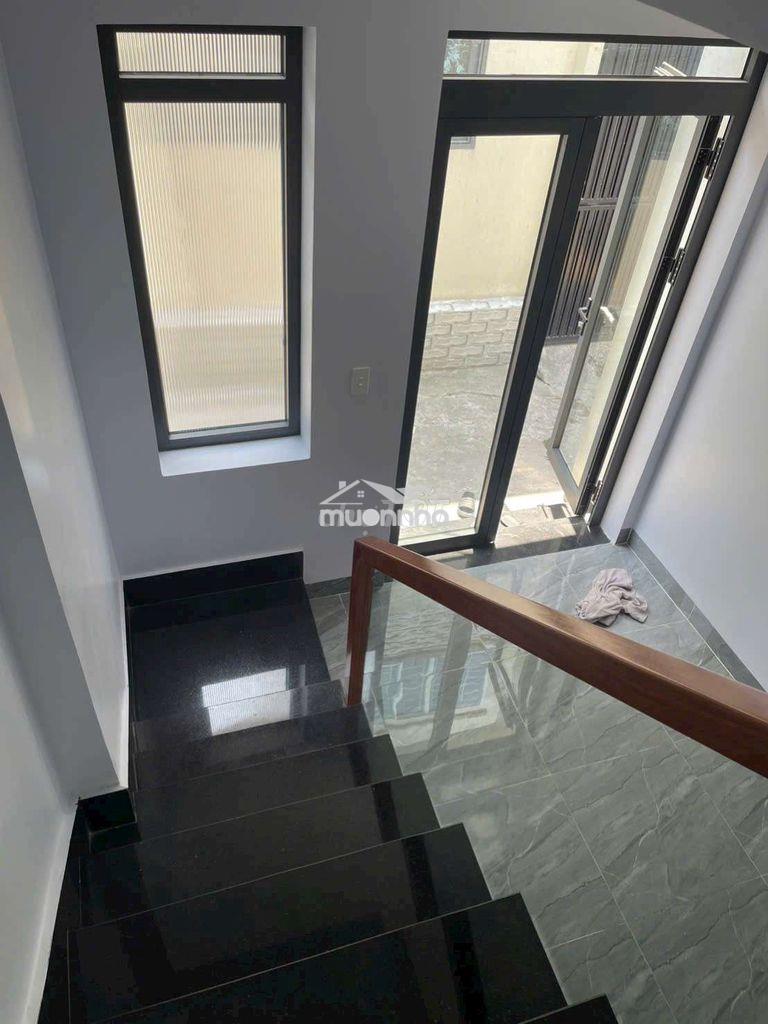 Kẹt tiền cần chuyển nhượng gấp nhà 257 nguyễn bình