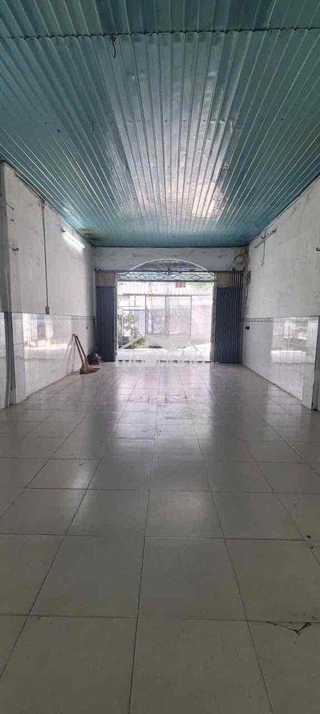 Cho thuê nhà  4x24m, 1pn, làm kho, để ở, sát sh, trường chinh, q12