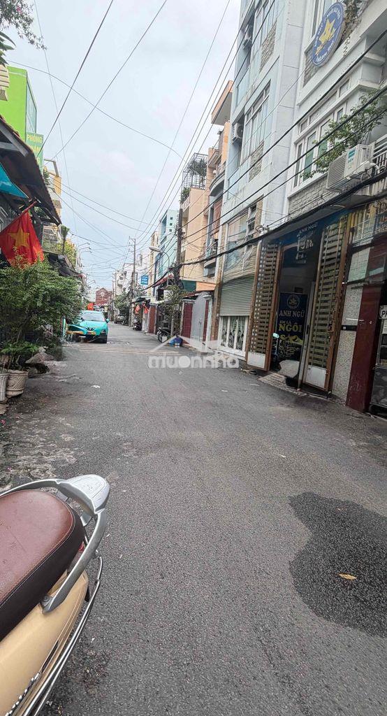 Cho thuê nguyên căn gần chợ bà chiểu