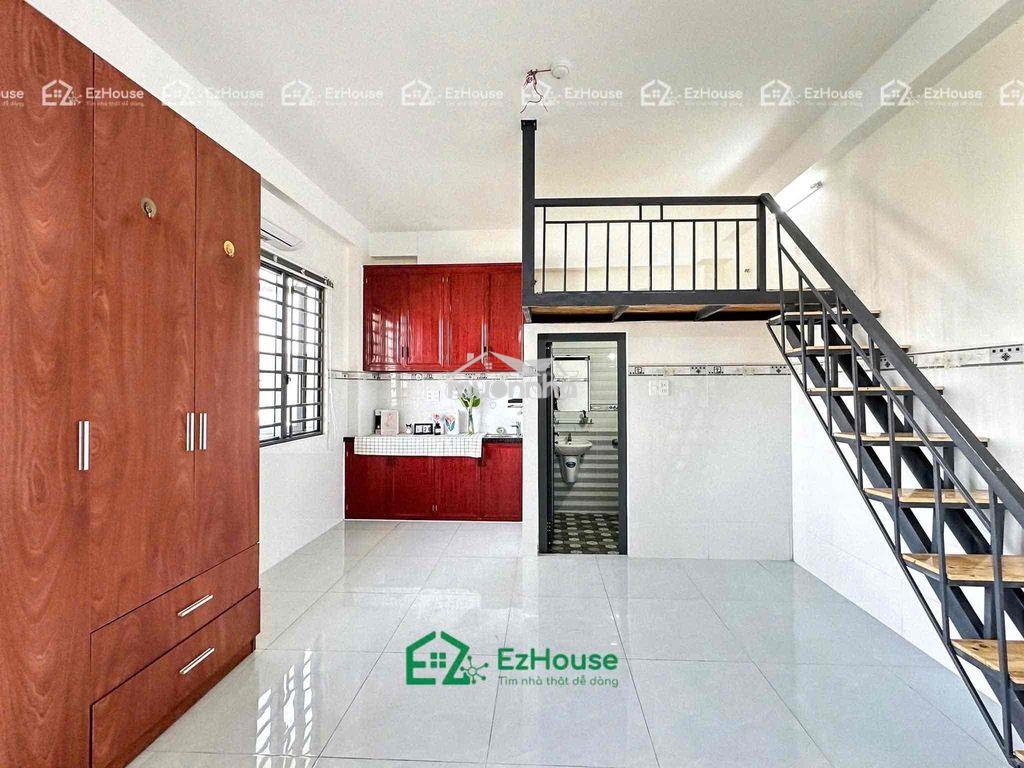 Căn hộ dịch vụ ban công riêng đầy đủ nội thất gần ngã 4 bốn xã đầm sen - Ảnh 2