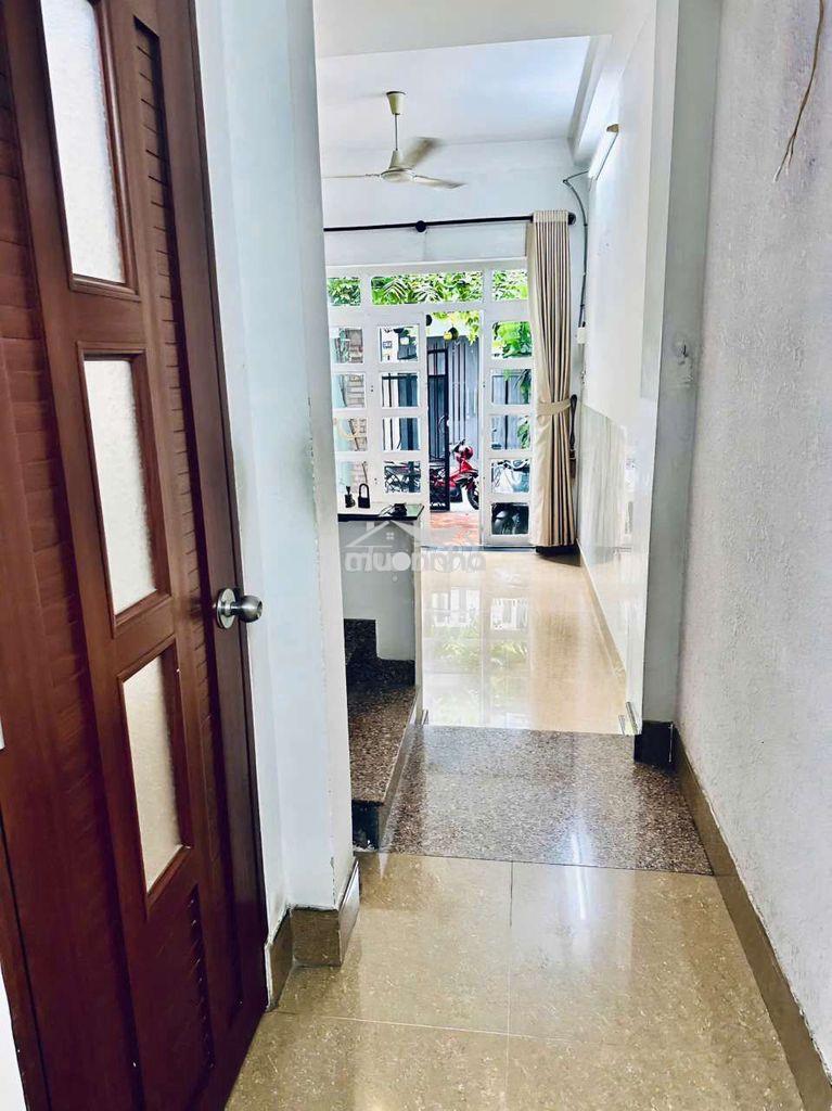Thuê nhà cách mạng tháng 8.trệt 2 lầu sân thượng,4pn 3wc giá 16tr - Ảnh 4