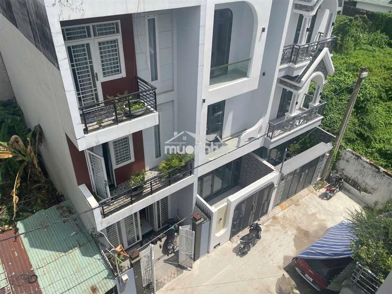 Nhà mới 3 tầng thơm - 60m2 ngang 4.3- gần vinhome, vành đai 3.