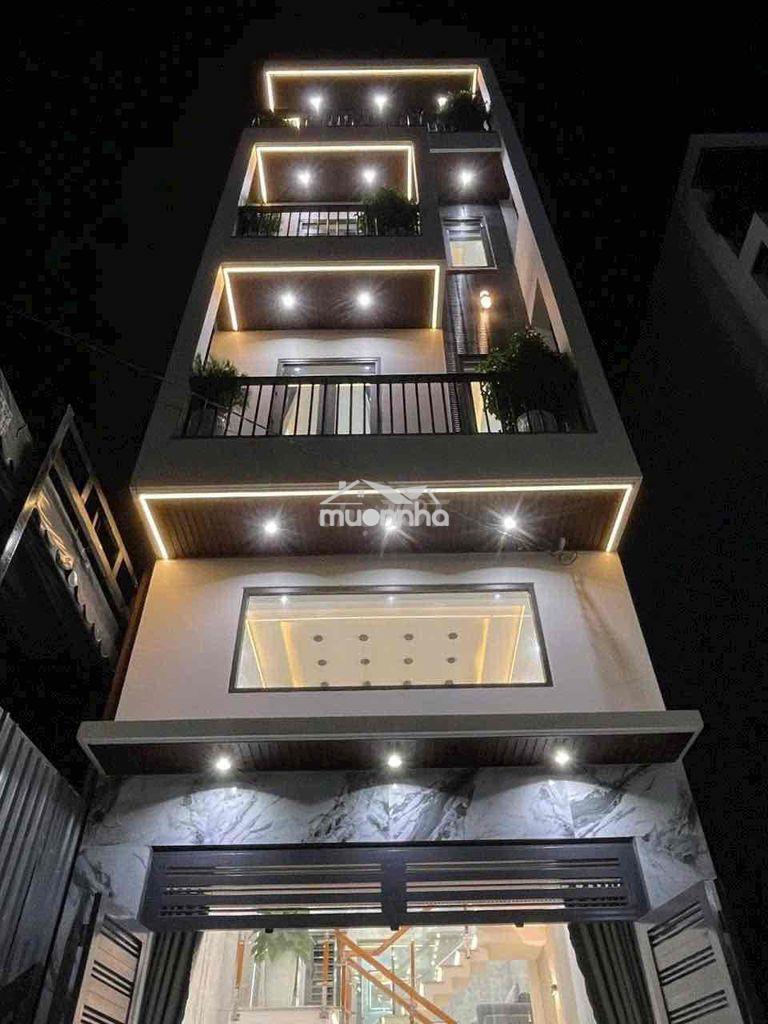 Cho thuê nhà fun nội thất , dt: 4x 14 giá 15tr