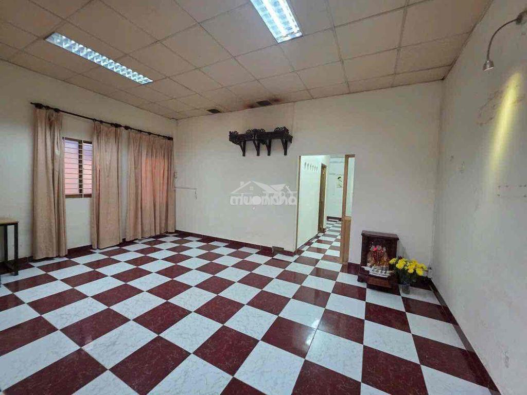 Hẻm 6m cx đô thành q3, dt 6x13m, giảm giá bán gấp - Ảnh 2