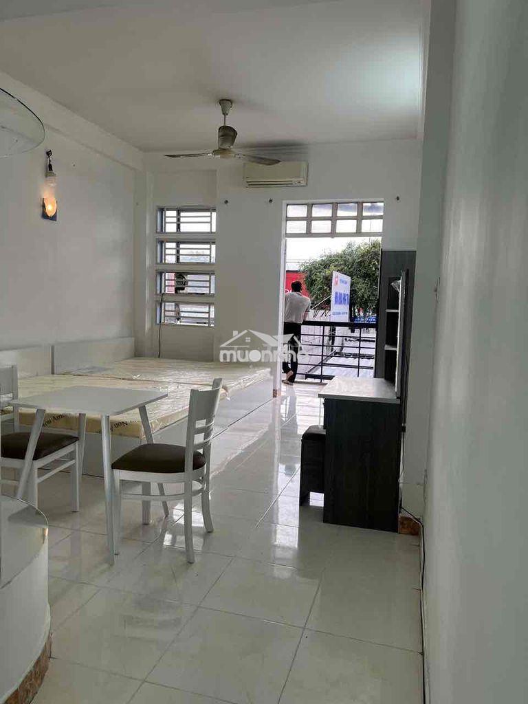 Studio ban công full nội thất 45m2 ngay trung tâm q8