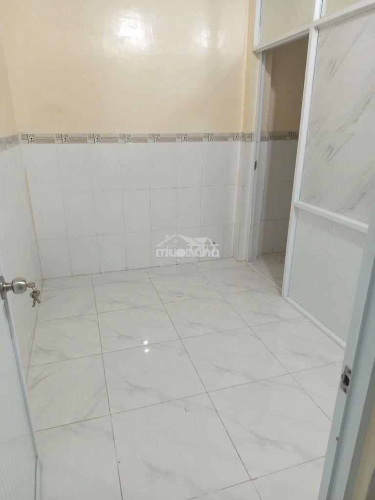 Cho thuê nhà nguyên căn q12-6tr - Ảnh 3