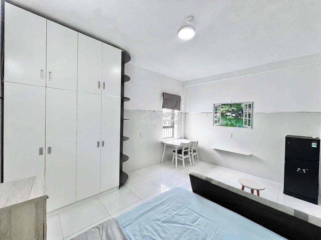 Căn hộ cửa sổ thoáng có nội thất có thang máy kế cầu nguyễn văn cừ - Ảnh 4