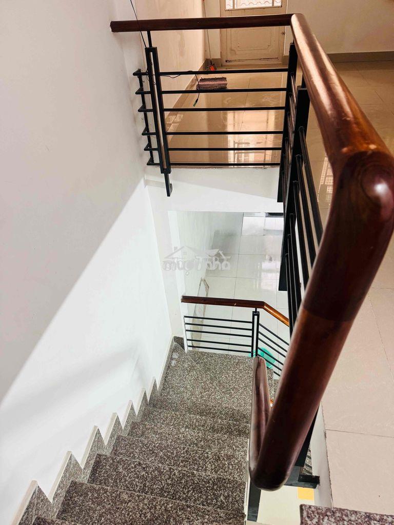 Nhà cho thuê nguyên căn hẻm 637 quang trung - Ảnh 2