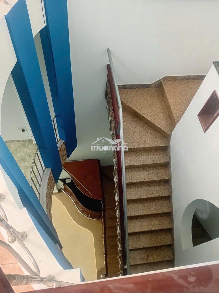 Nhà 3 lầu 5 x22m, hẻm 1118 nguyễn văn quá giá 11tr/tháng - Ảnh 3