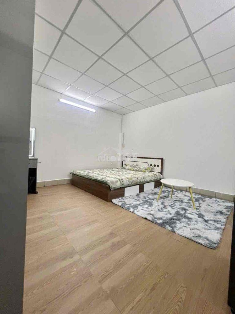 Phòng mới xây full nt ở được 2-3 người gần cầu nguyễn tri phương - ueh