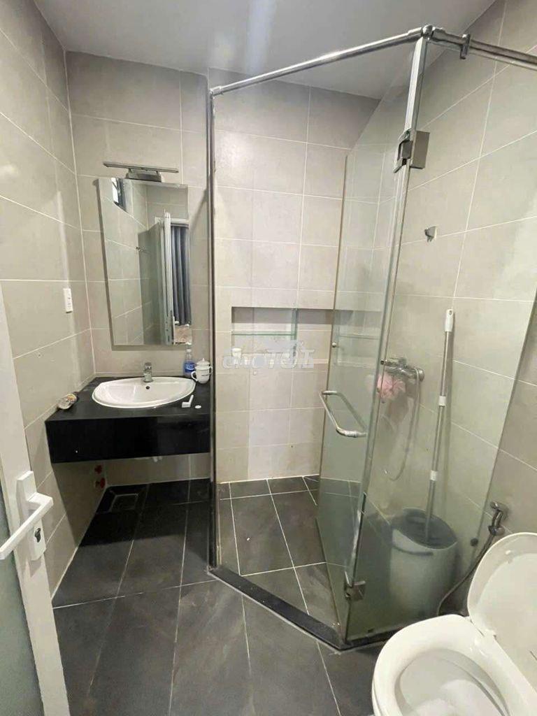 Nhà nguyên căn 2 lầu hxh huỳnh tấn phát  - Ảnh 3