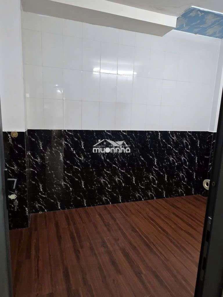 Nhà sạch 3 phòng ngủ 2 lầu wa rẻ  - Ảnh 3