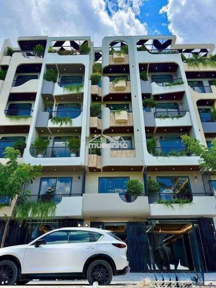 Siêu phẩm luxury 5 tầng có thang máy ngay ngã tư ga 1/ thạnh lộc 29