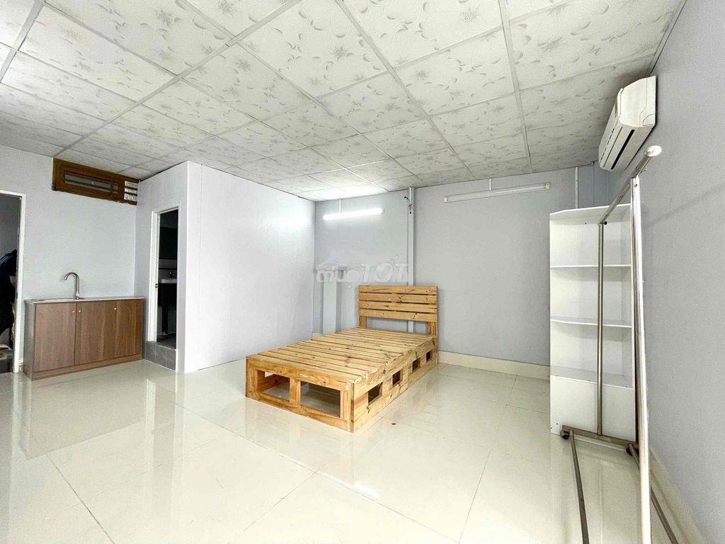 Cho thuê phòng trọ có ban công riêng - Ảnh 2