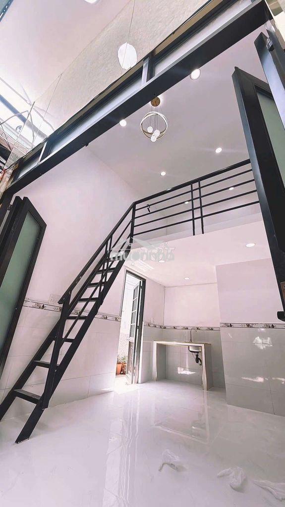 Nhà cao lỗ, đại học nam sài gòn, 1 trệt, 1 lửng, chỉ hơn 600tr quận 8 - Ảnh 3