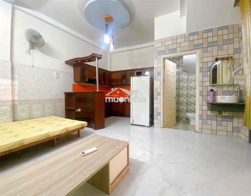 Studio tầng trệt đủ nội thất