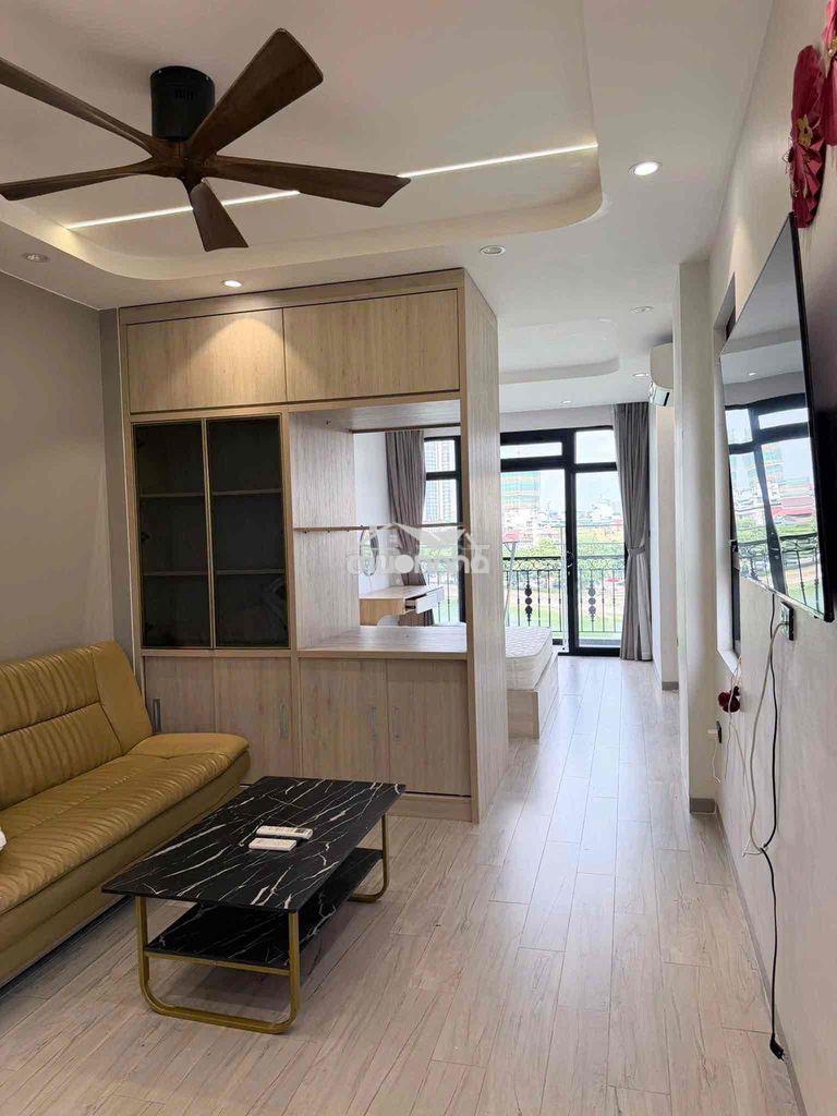 Cho thuê căn hộ 1 phòng ngủ gần chợ tân định, cv lê văn tám quận 1