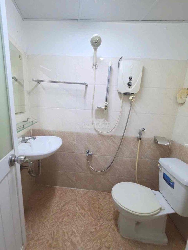 Nhà nguyên căn rộng. 2pn.3wc. nguyễn thượng hiền. p.5. b.thạnh - Ảnh 3