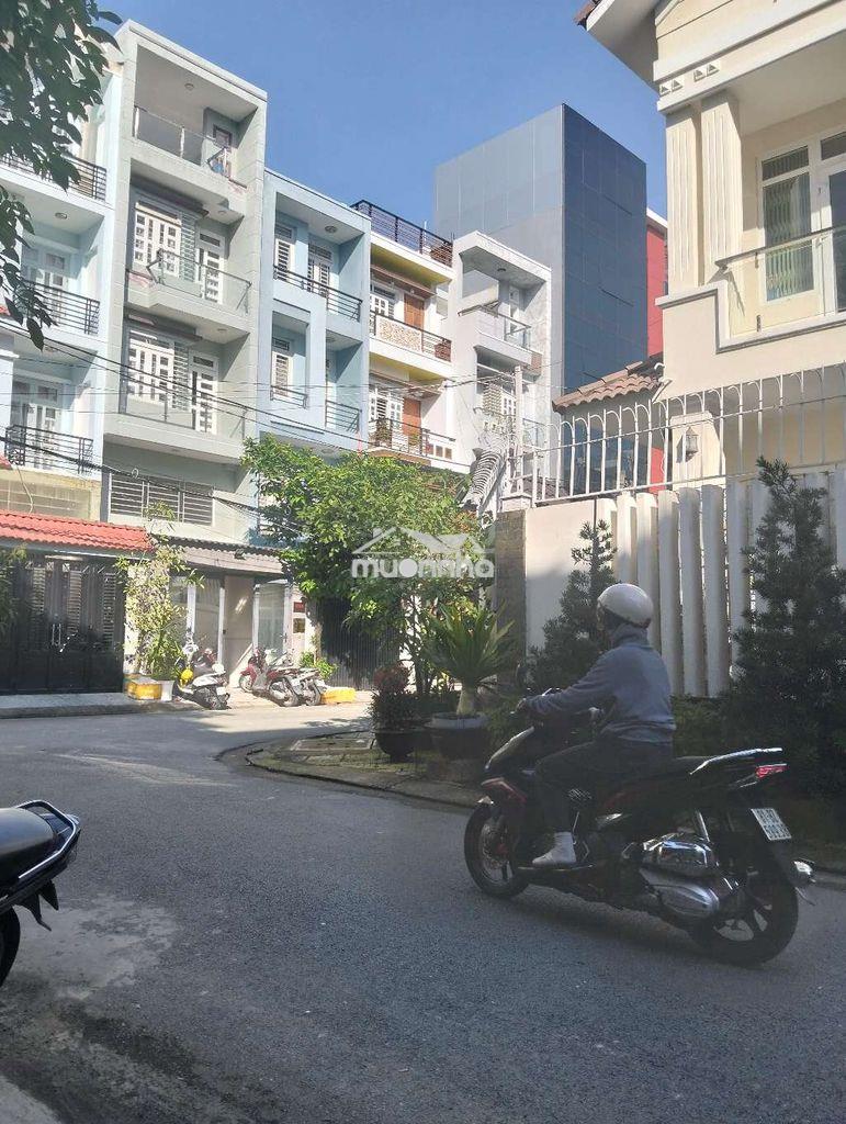 Nhà shr chín chủ,vịtrđ, bên cạnh trung tâm hành chínhthới an12tphcm