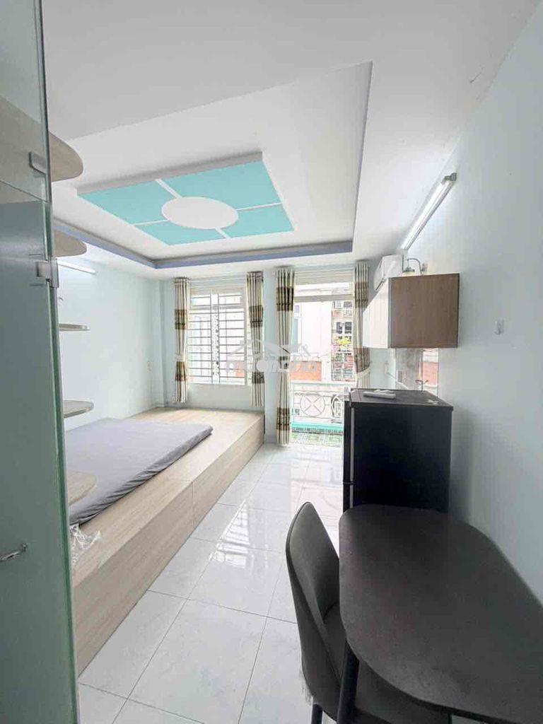 Cho thuê studio ban công giá rẻ, full nội thất