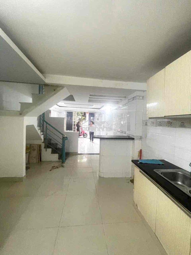 💎 💎 💎 Nhà gần sân bay bv 175 trệt 2 lầu 3pn 2wc hẻm xe hơi giá 14 tr - Ảnh 2