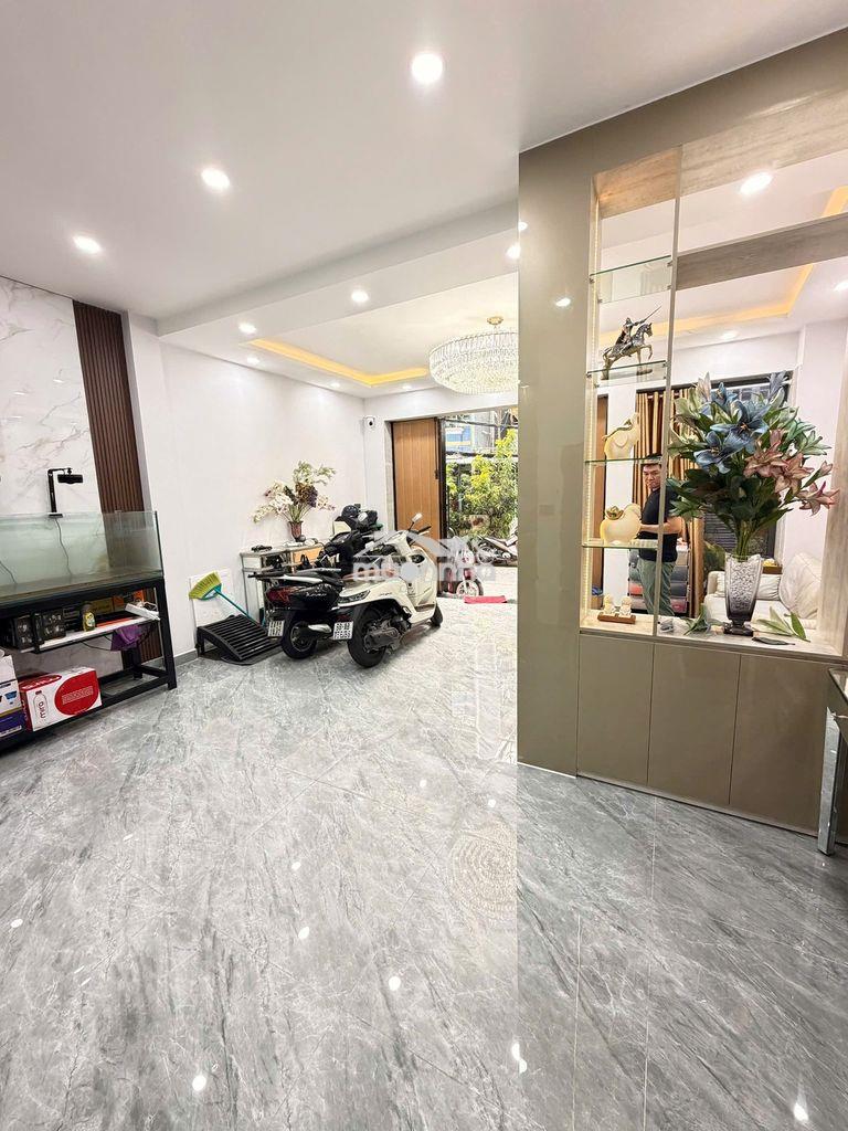 Bán nhà ngay vòng xoay dân chủ quận 3-6.6x8m 5 tầng giá 10 tỷ - Ảnh 2