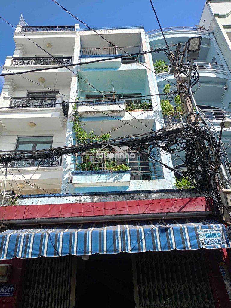 Hẻm xe hơi cách 5 căn ra mt thành thái