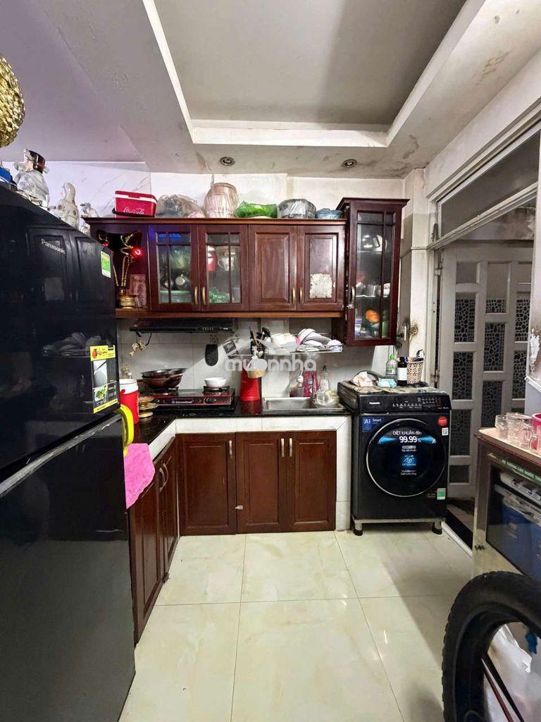 Nhà hẻm 3,75 x 11m 1lầu lạc long quân q11 - Ảnh 2