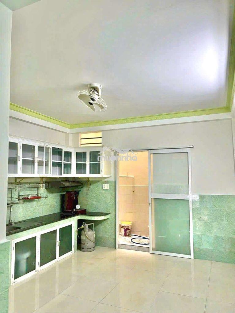 Cho thuê nhà 923 tỉnh lộ 10, 15trieu, 3pn, 3 máy lạnh, xe hơi ngủ nhà - Ảnh 4