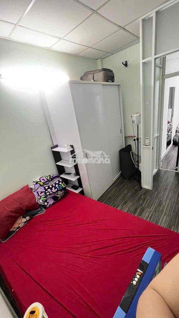Mặt tiền hẻm hoàng diệu vị trí đẹp vừa ở vừa kinh doanh khu đông đúc - Ảnh 2