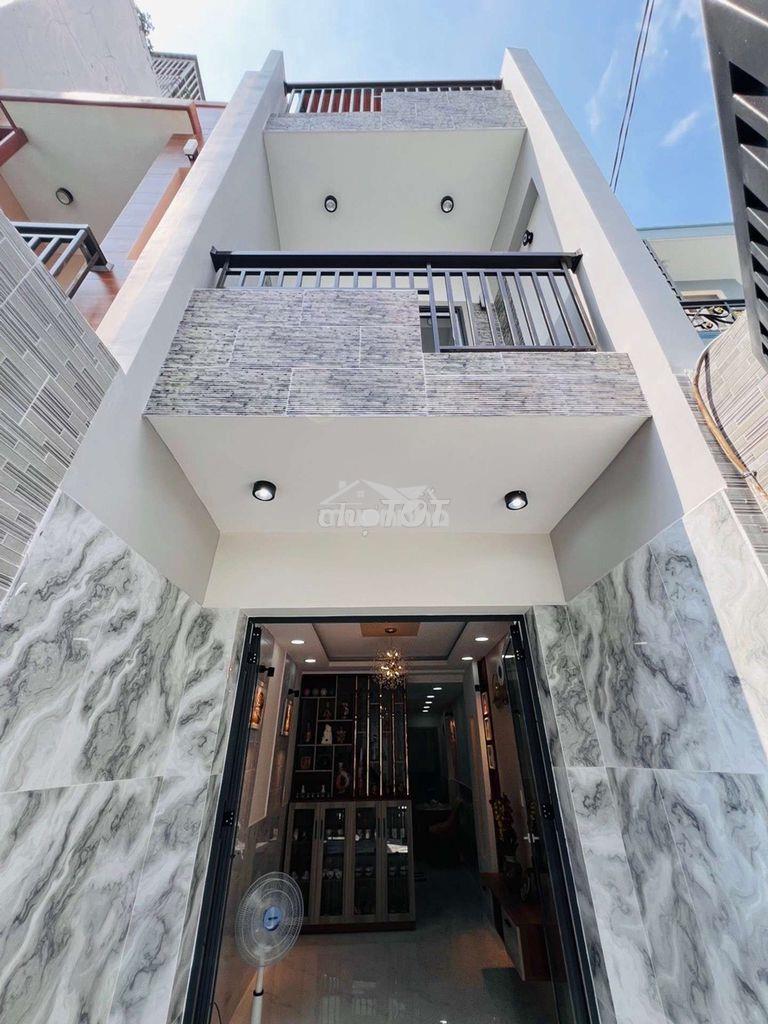 Bán nhà đẹp 40m2 3 tầng phường phú định quận 8 không quy hoạch 