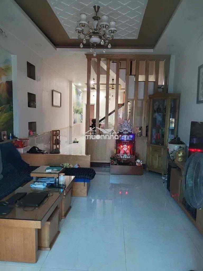 Cho thuê nhà bà điểm 4pn , 9 triệu / tháng