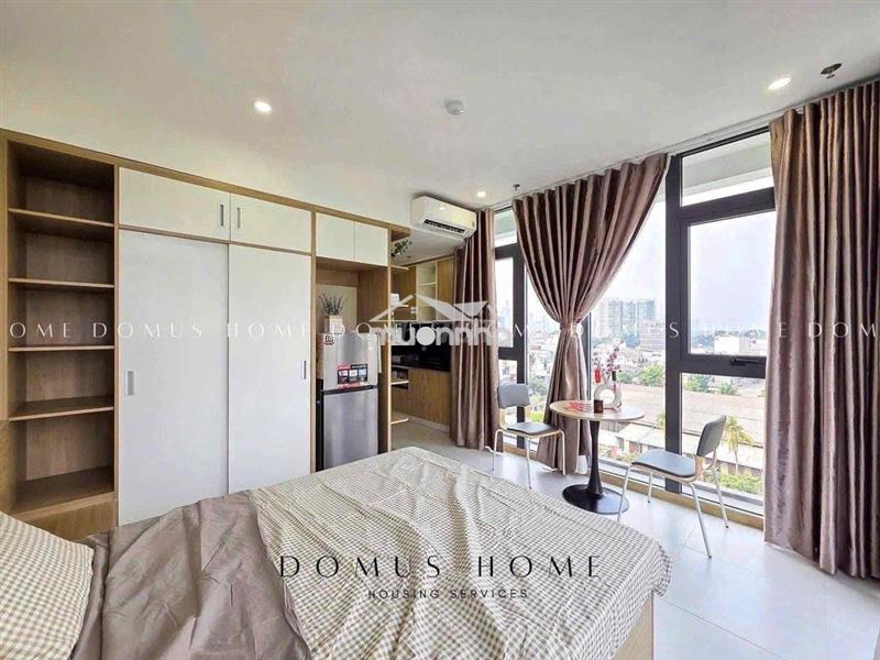 Cho thuê căn hộ full nội thất, ban công thoáng trần hưng đạo quận 5