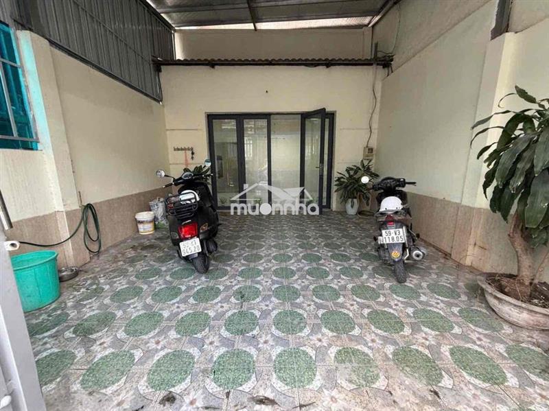 Nhà mặt tiền (sân xe hơi ) 2 pn ngay chợ cầu đồng giá 7,5 triệu