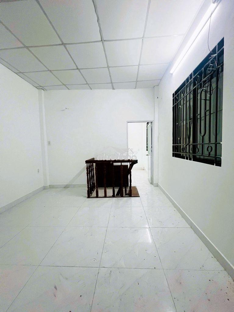 Nhà hẻm xe hơi giáp bình thạnh, 22m2, 1t1l, 2pn, chỉ 2.8 tỷ, sổ hồng - Ảnh 3