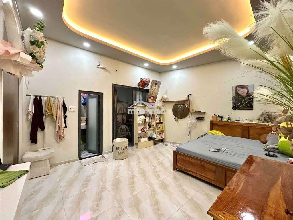 64m2- 4pn- cách mặt tiền 3 căn khu phan xích long, sân rộng - 6.99 tỷ - Ảnh 4