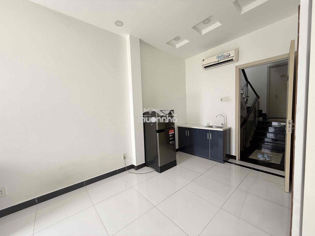 Studio ban công thoáng gần phú mỹ hưng tiện qua cresentmall và qua q1 - Ảnh 2