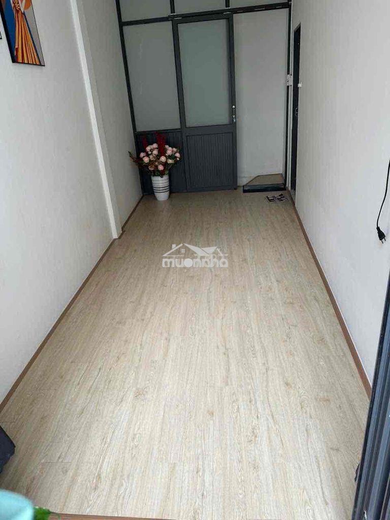 Cho thue 616/5 cach mang thang tám đối diện công vien lê thị riêng - Ảnh 3
