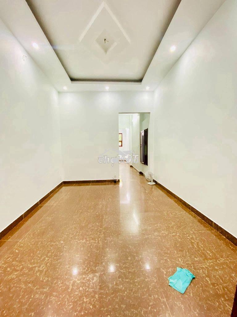 Bán nhà 2 tầng, 4pn, nở hậu, gần nguyễn ảnh thủ,quận 12