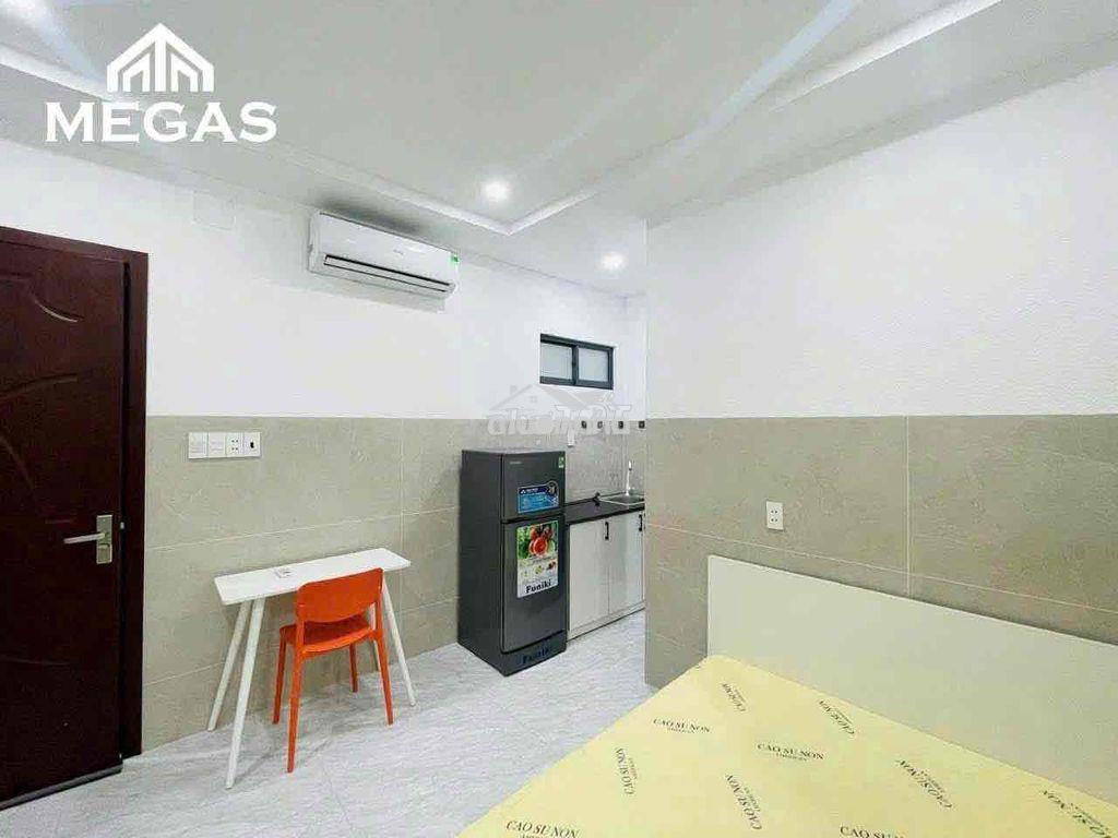 Cho thuê chdv 5tr hẻm xe hơi q10 có thang máy và bảo vệ, hầm xe rộng - Ảnh 4