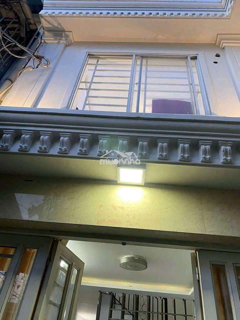 Nhà 2 phòng gần đầm sen