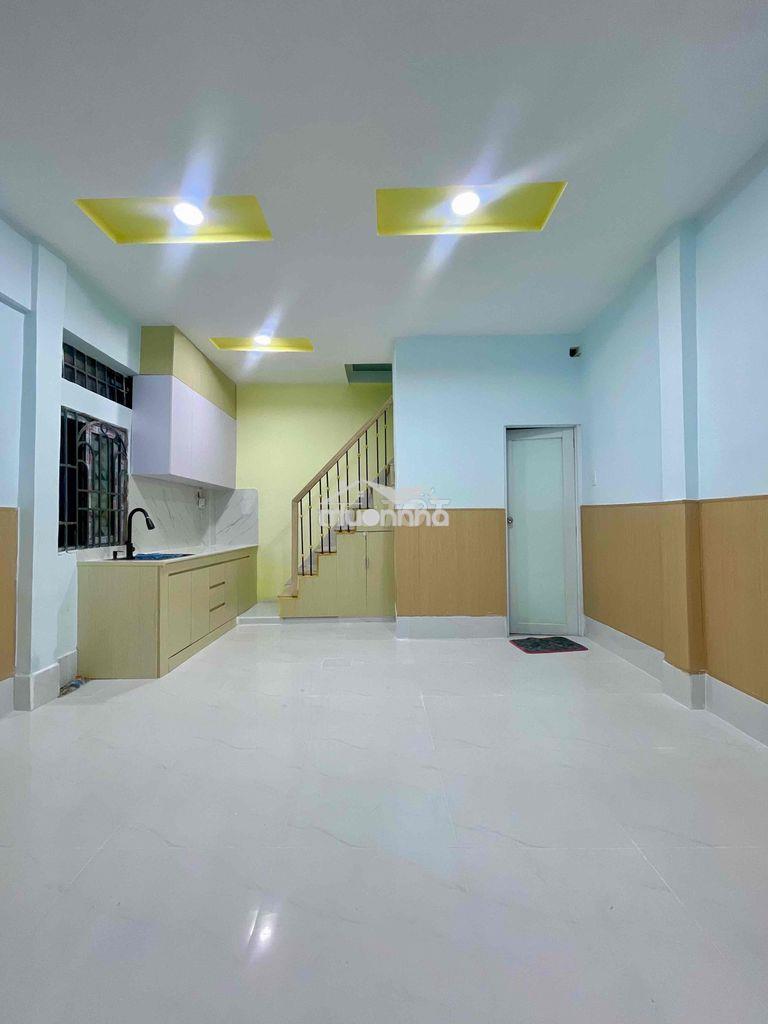Nhà 2 tầng 24m² - 30m ra mặt tiền - ngay gò dầu - 5p ra aeon mall